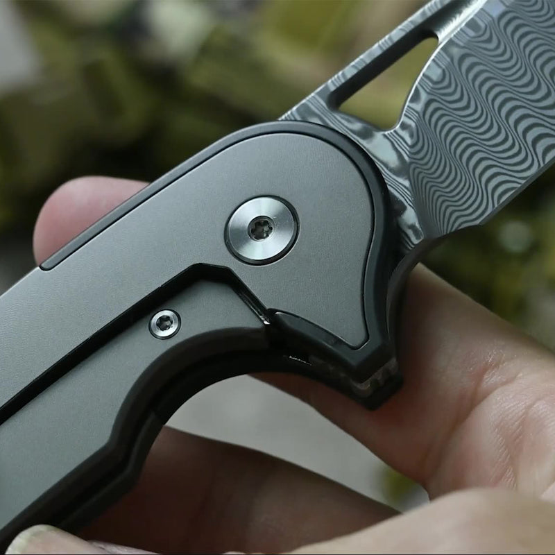 Outdoor survival integrated knife VG10 wire lock folding knife titanium alloy folding