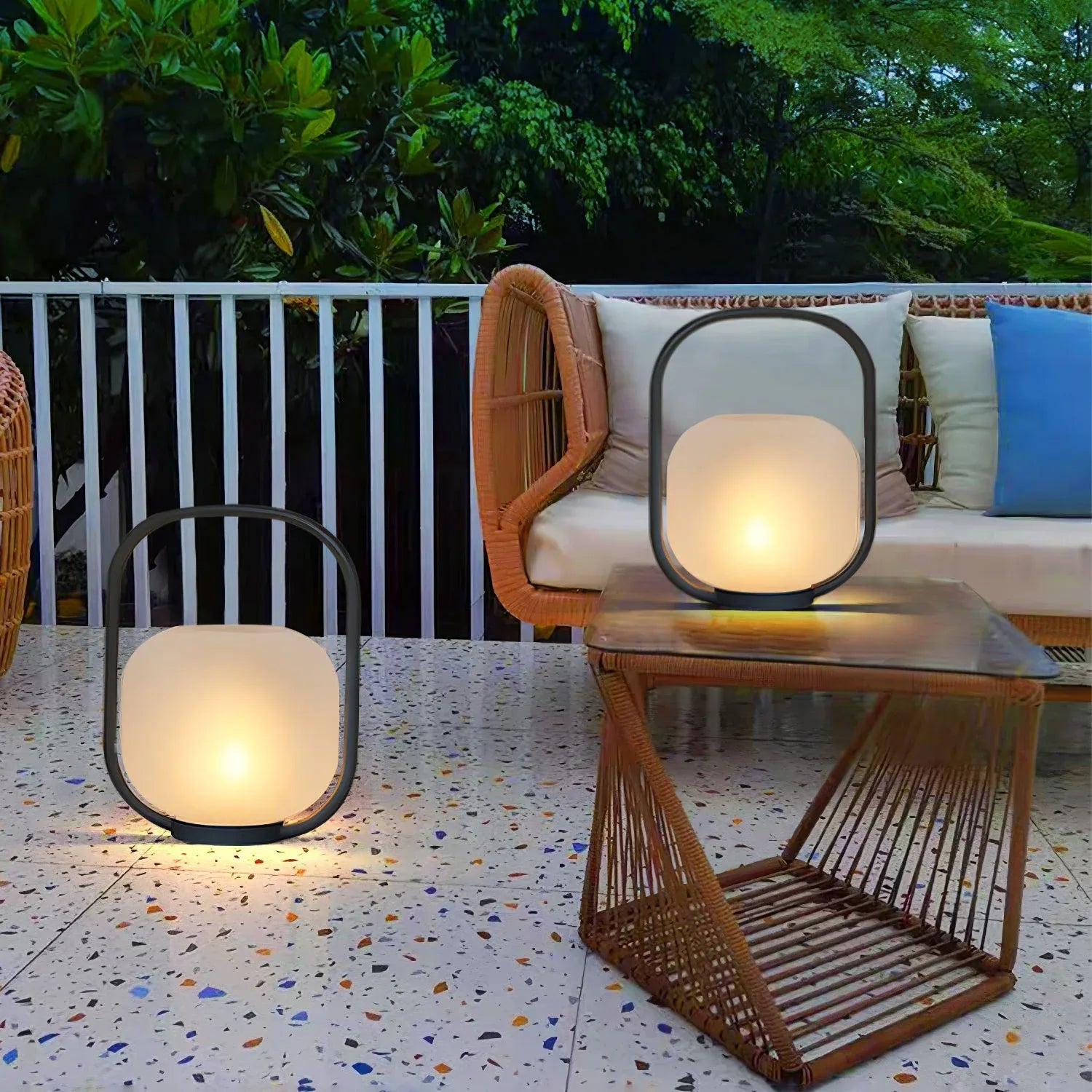 Modern Portable Lantern Outdoor Table Camping Lamp Rechargeable